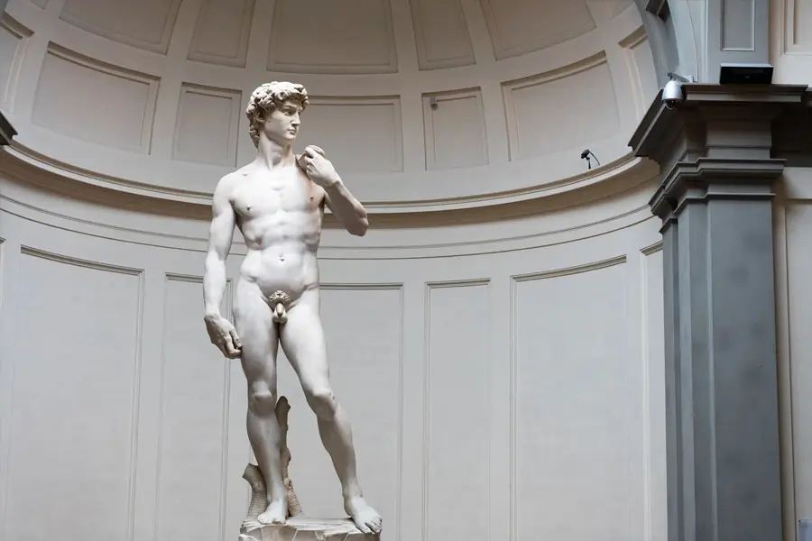 Tượng David của Michelangelo